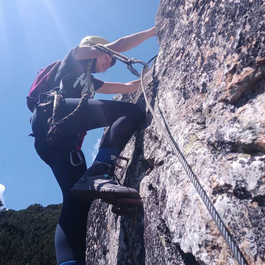 Опитай катерене по скала