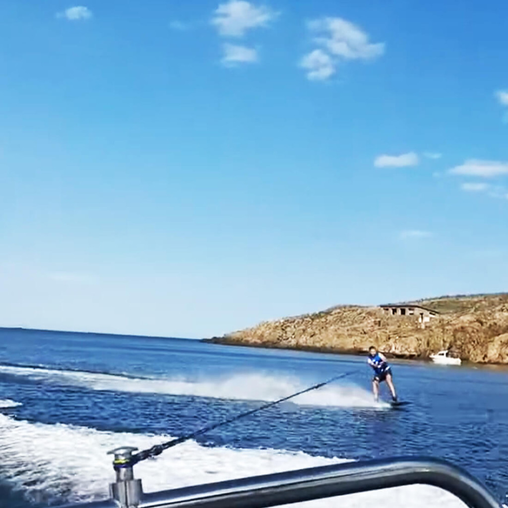 Забавление с wakeboard