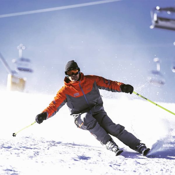 urotsi-ski-snowboard-bansko-snowpeaks