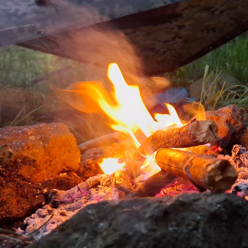 Запали огън