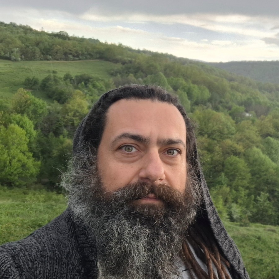 Планински преход с водач