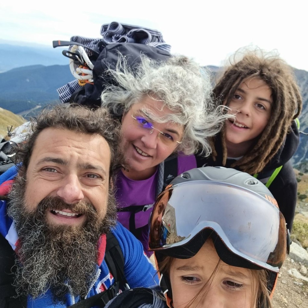 В добра компания