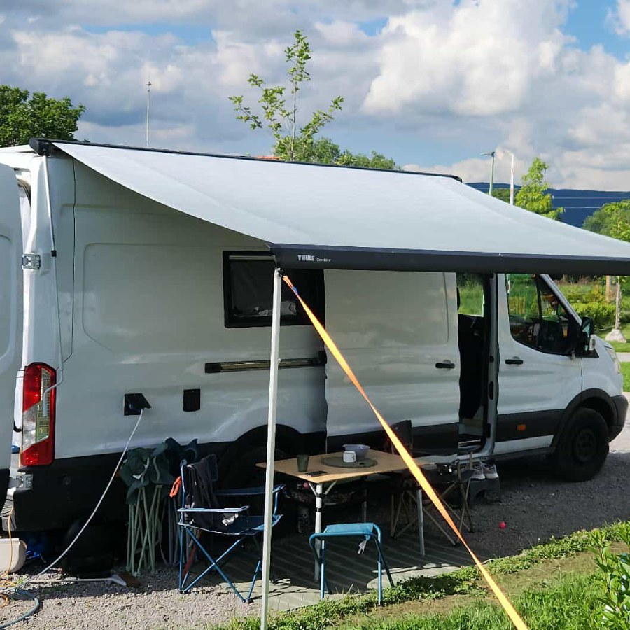 Далеч от суматохата