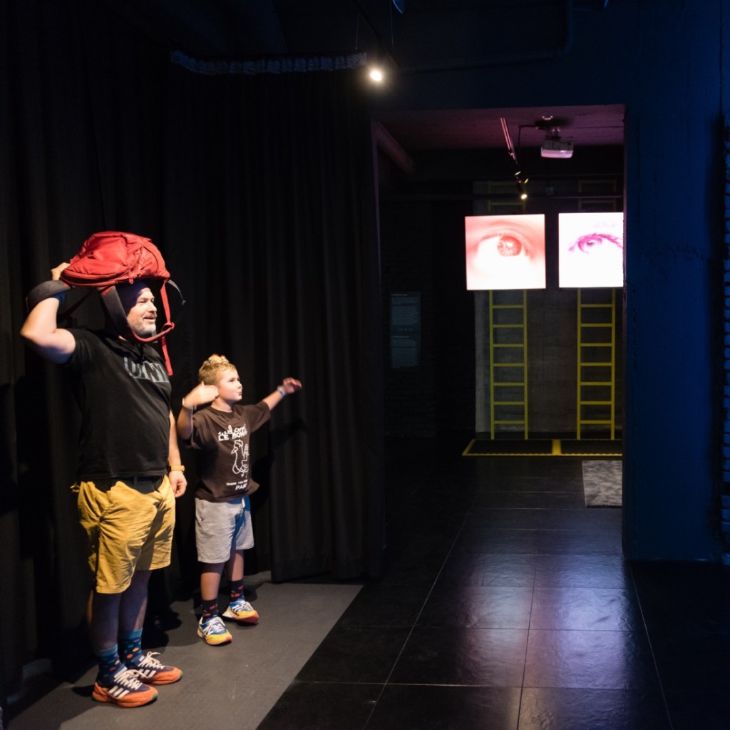 Прескочи в друго измерение