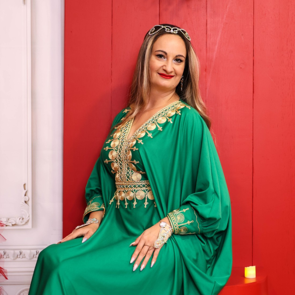 Бъди кралица на сцената