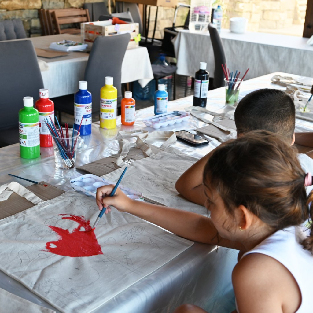 За всекиго по нещо