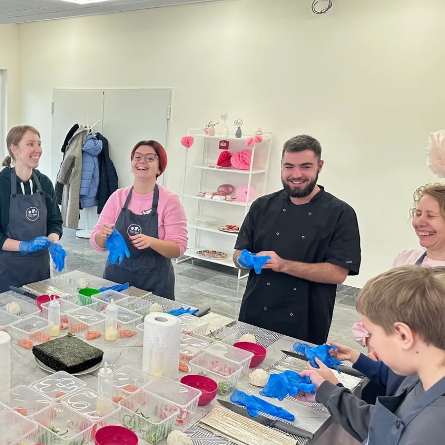 Приятелска атмосфера