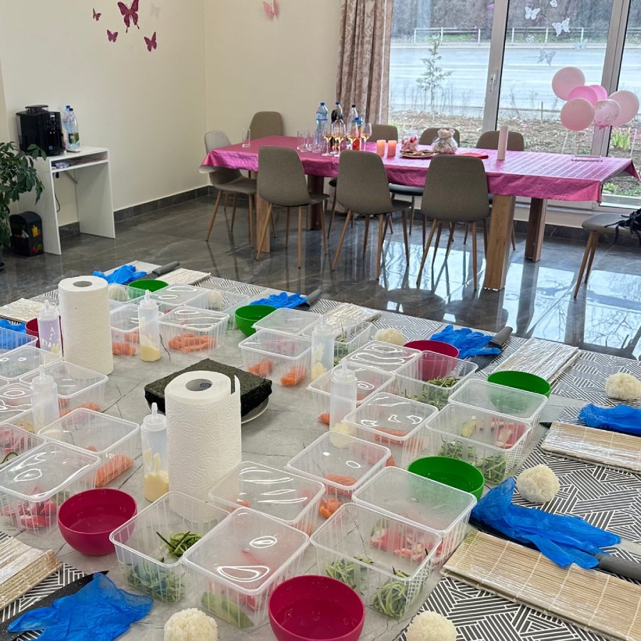 С аромат на ягода и рози