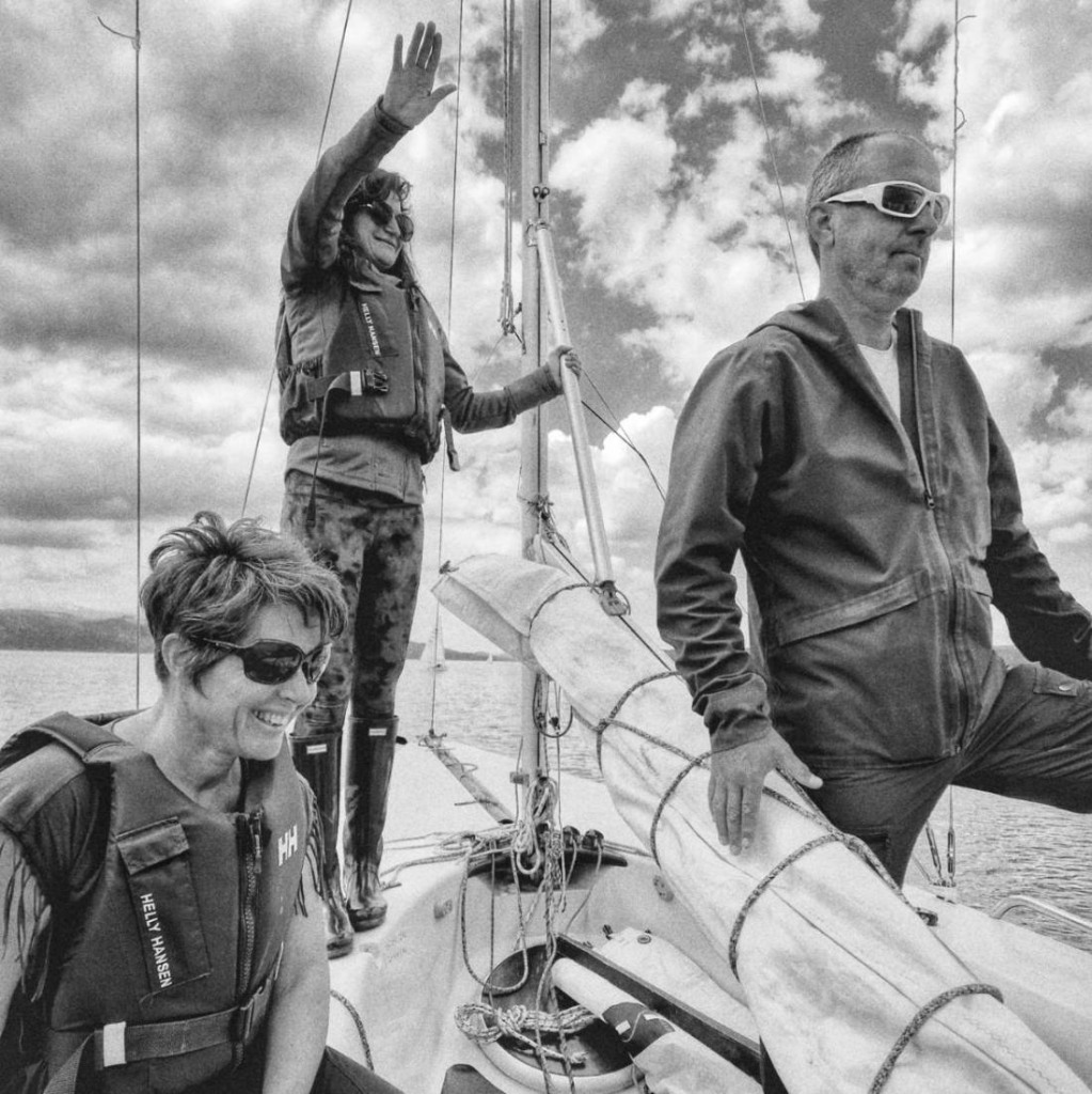 Подари емоция