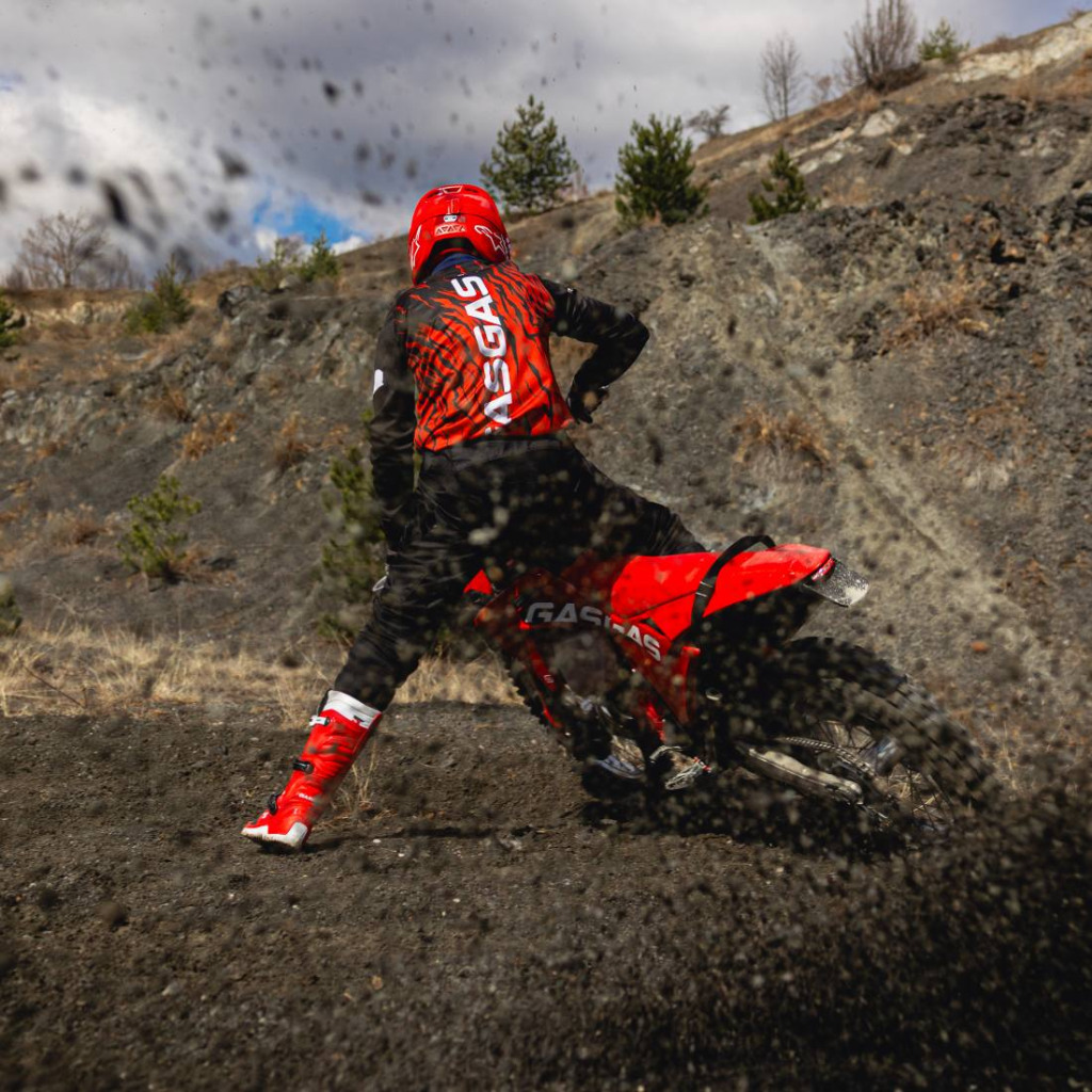 Подари приключение