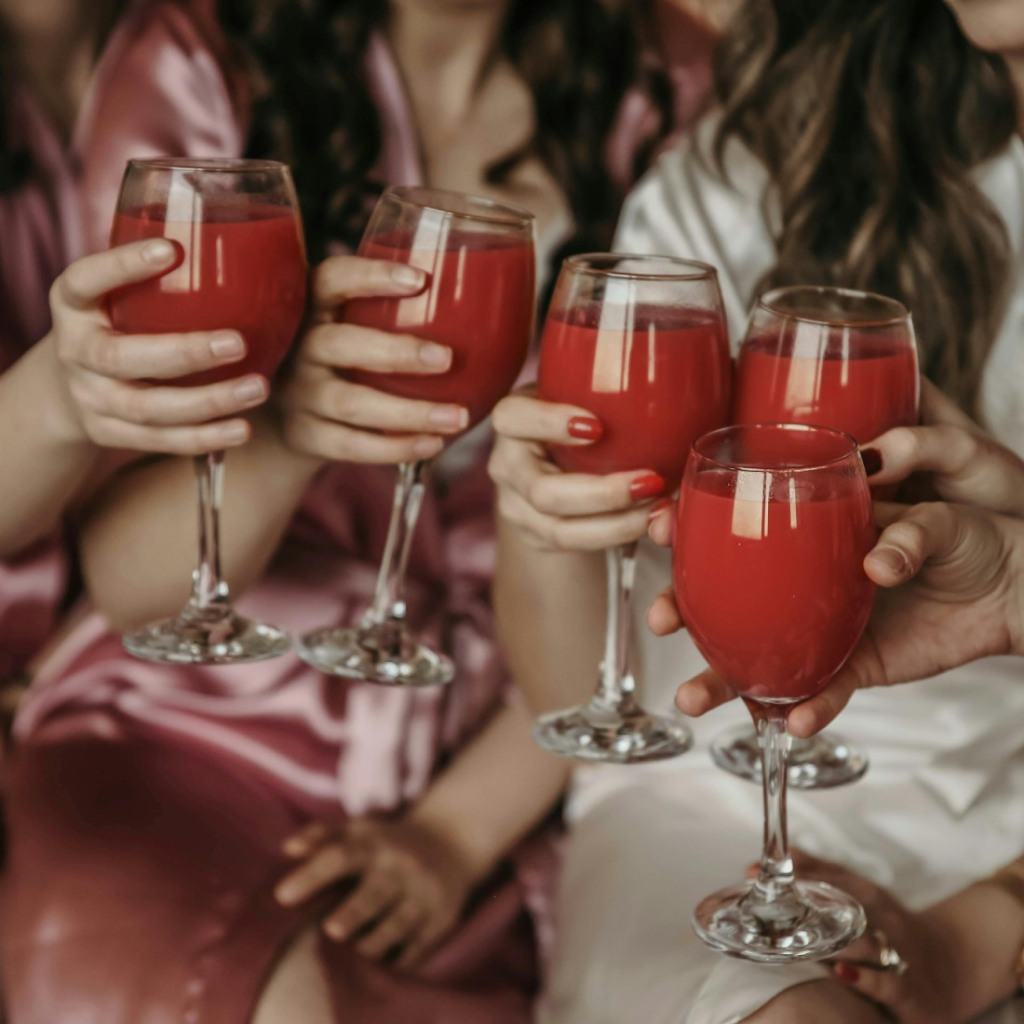 Моминско парти