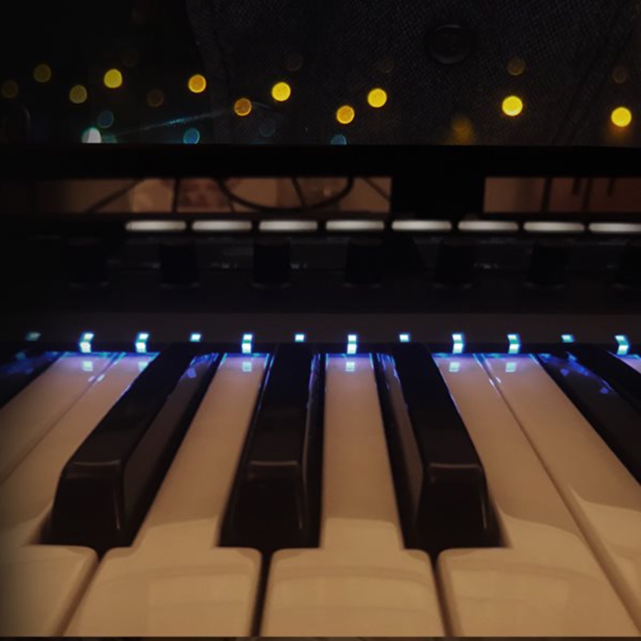 Вечер отвъд видимото