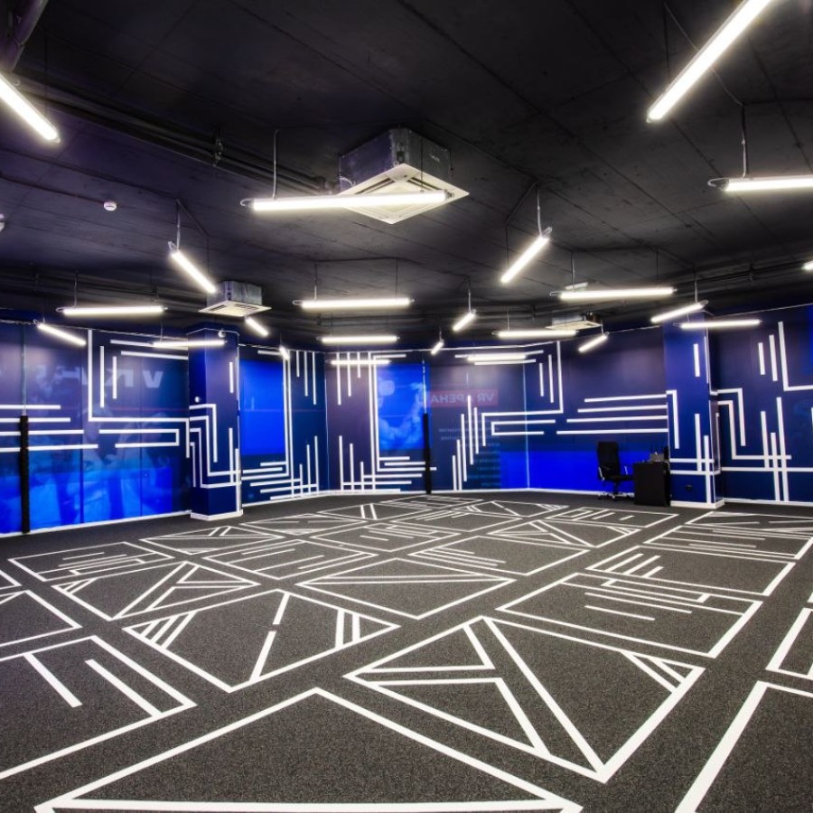 Влез в играта